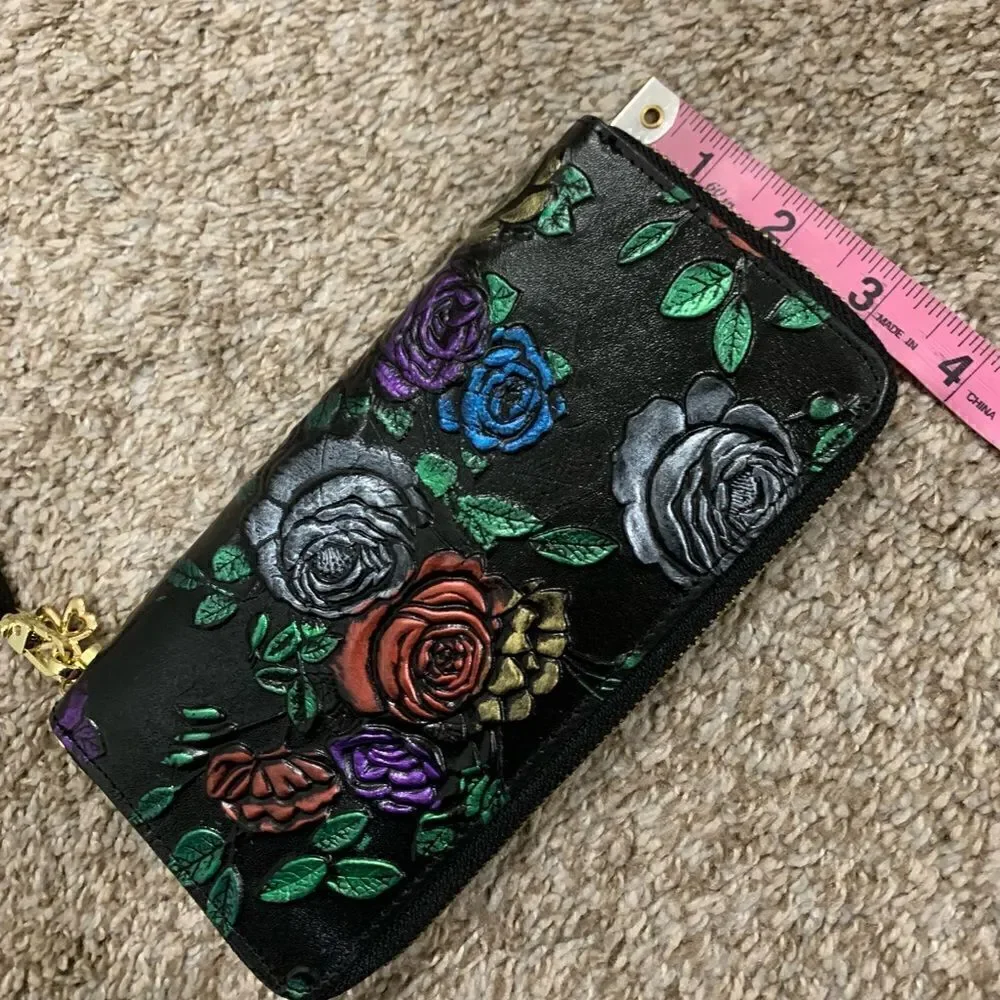 Handmade Genuine Leather Floral Embossed Accordion Wallet/ Wristlet